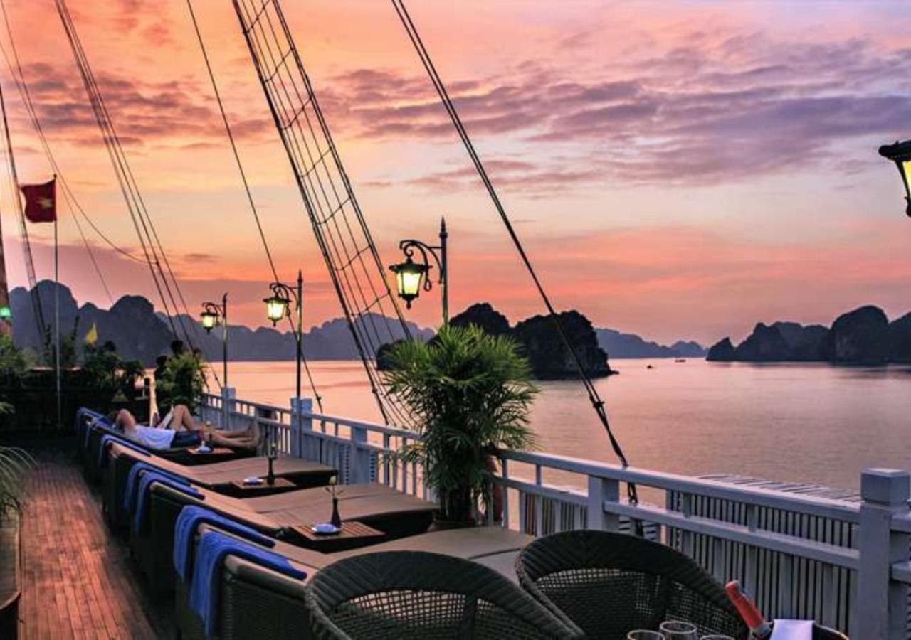 Arcady Boutique Cruise Hotel Hạ Long Ngoại thất bức ảnh