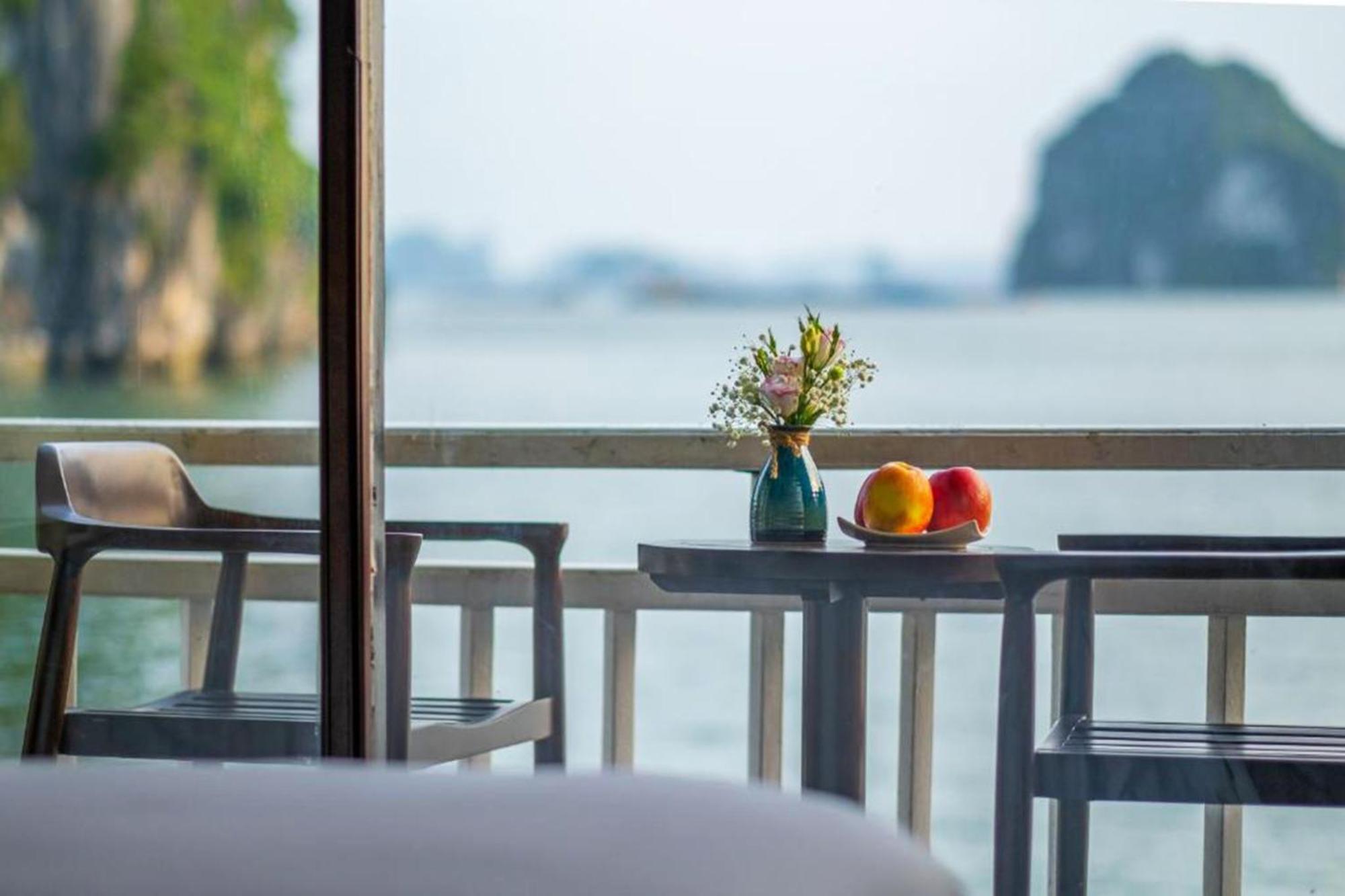 Arcady Boutique Cruise Hotel Hạ Long Ngoại thất bức ảnh